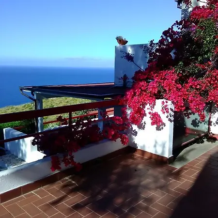 Luna Rossa Villa *
